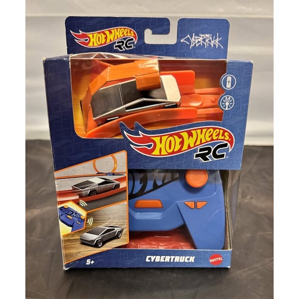Hot Wheels Tesla Cybertruck RC 1:64