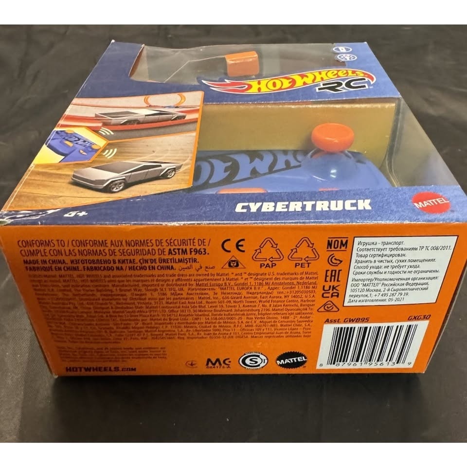 Hot Wheels Tesla Cybertruck RC 1:64 - photo 5