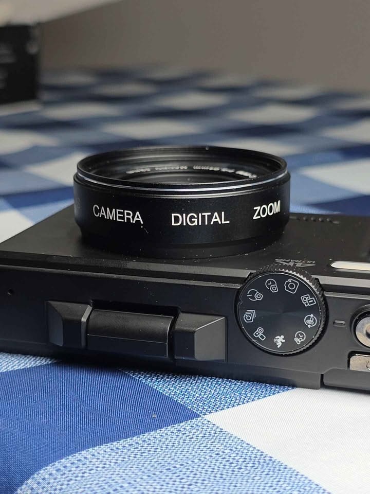 4K Digital Camera 360 Flip Screen Vlogging Camera - photo 2