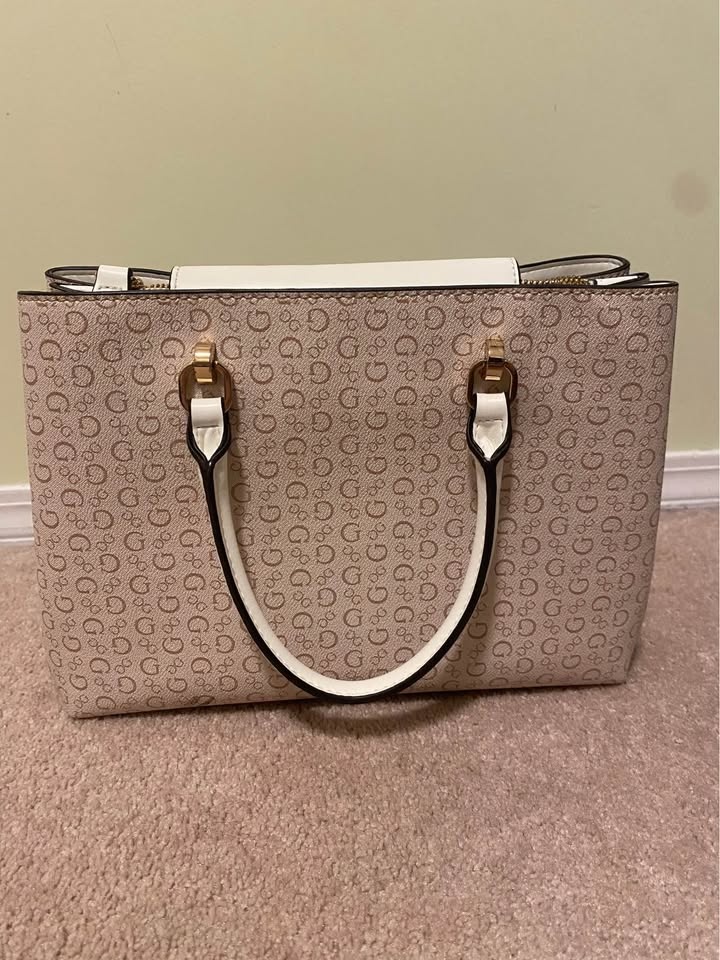 Guess Designer Bag - photo 3