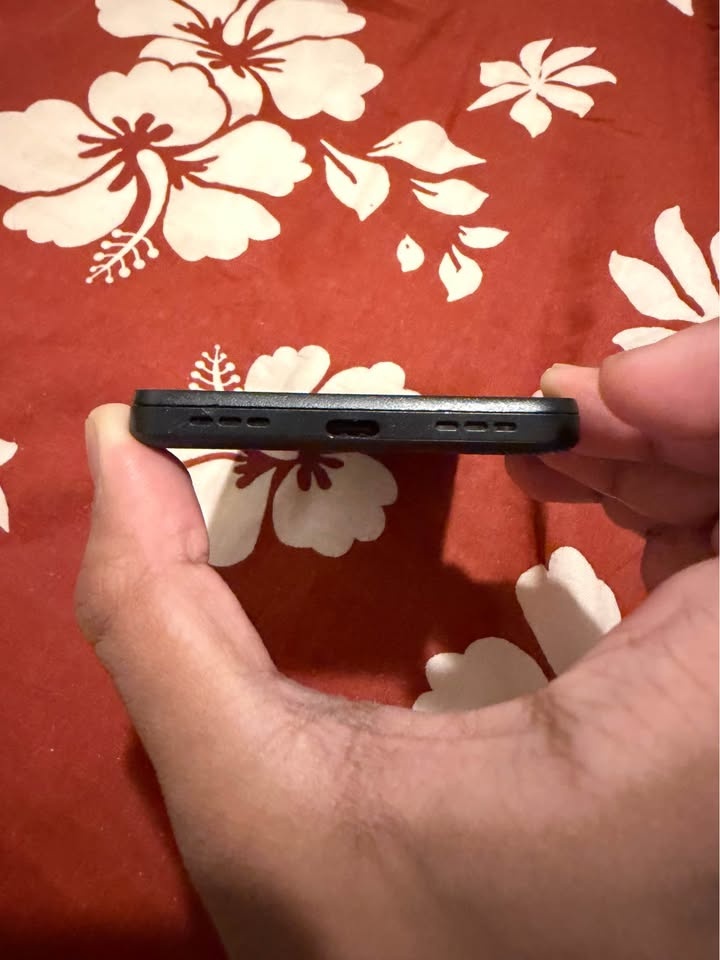 TCL Ion V - 32 GB - Black (Read Description) - photo 3