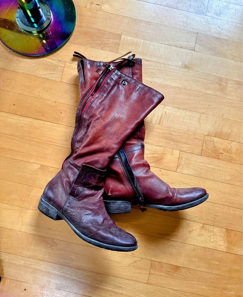 long boots $5 each! (37/6.5)