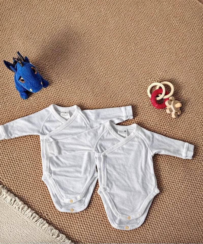 Uniqlo 3-6M Long Sleeve Bodysuit Set