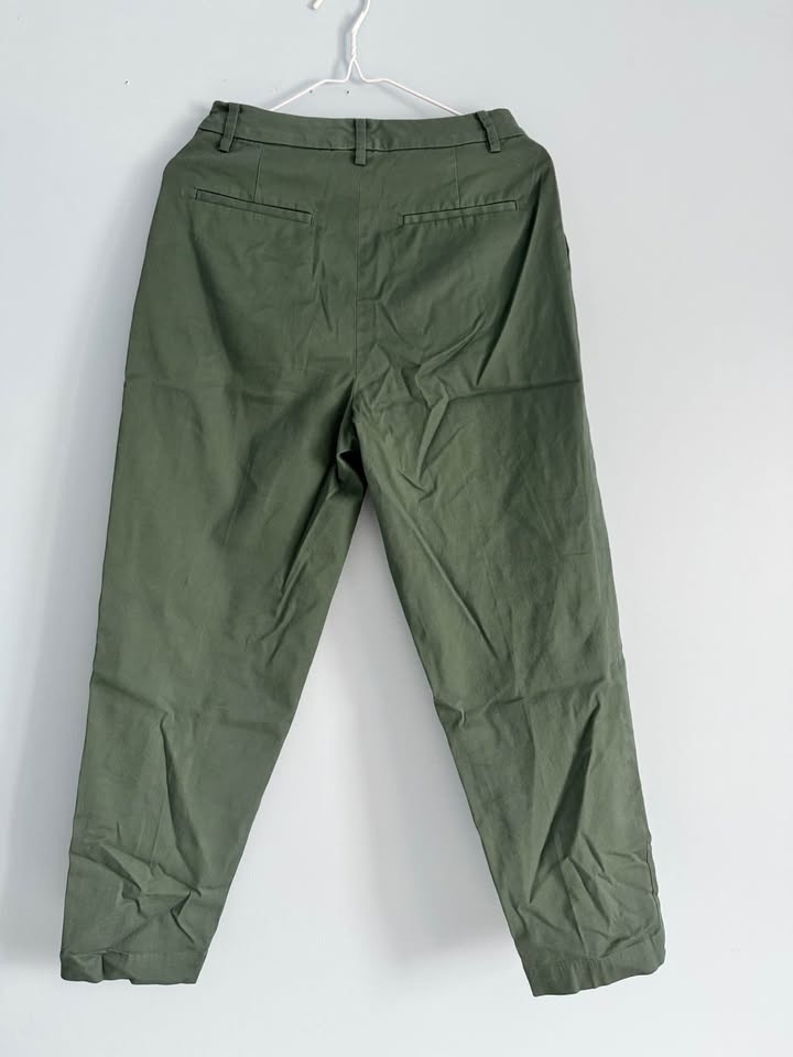 Uniqlo Women’s Pants – XS – Like New (Bought From Japan) - photo 3