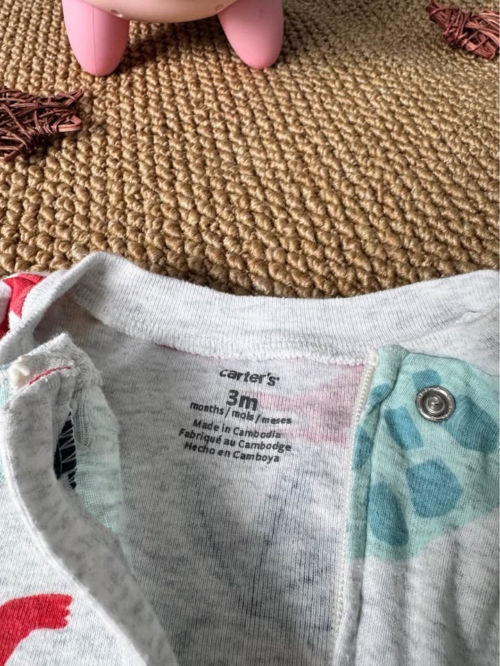 Cute Carter’s Dino Zip Sleeper – 3M – Adorable & Comfy! 💚 - photo 2