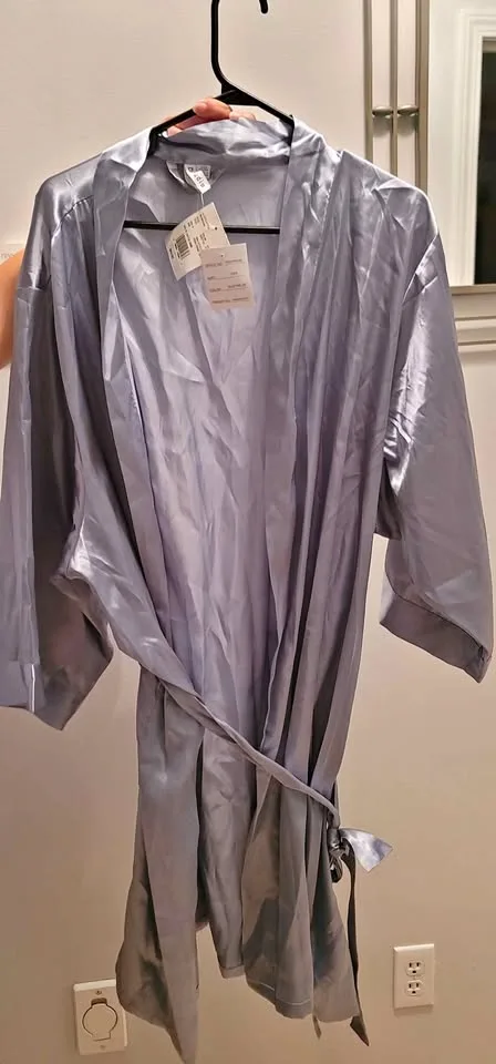 NEW Dusty Blue Bridesmaid Robe Size 1X/2X thumbnail