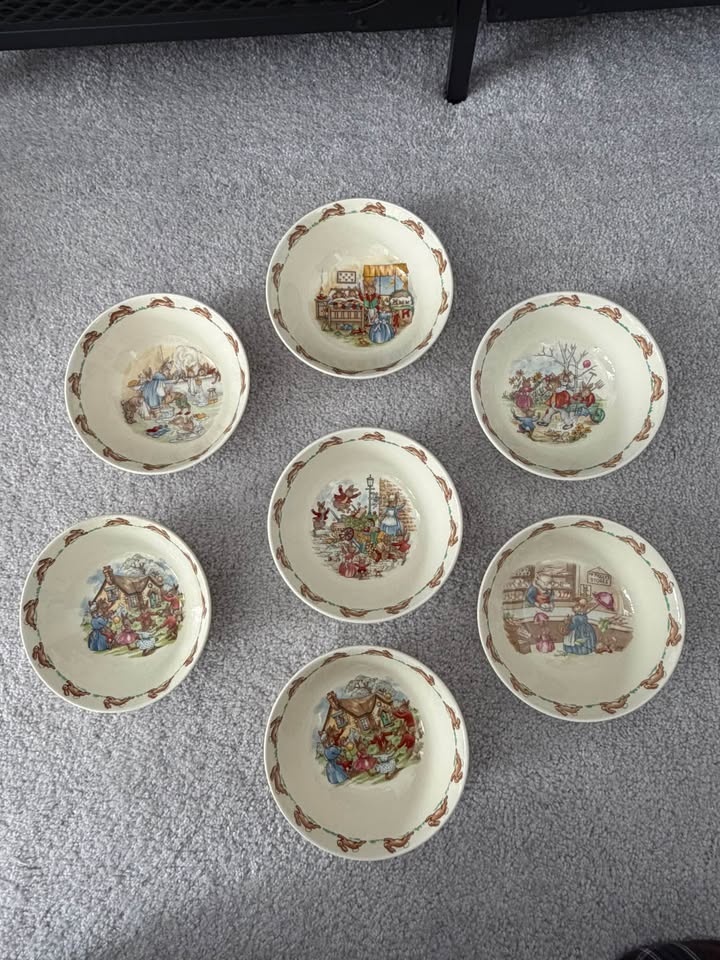 Royal Doulton Bunnykins Collection - 15 Pieces - photo 2