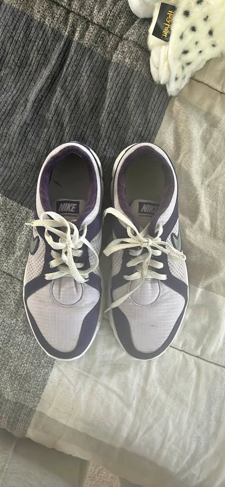 Purple Nike Runners Size US 7