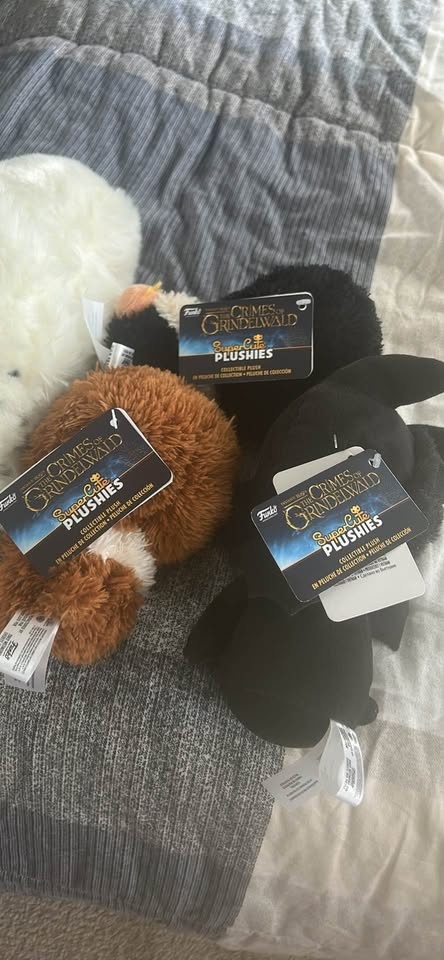 Harry Potter & Crimes of Grindelwald Plushies - photo 3