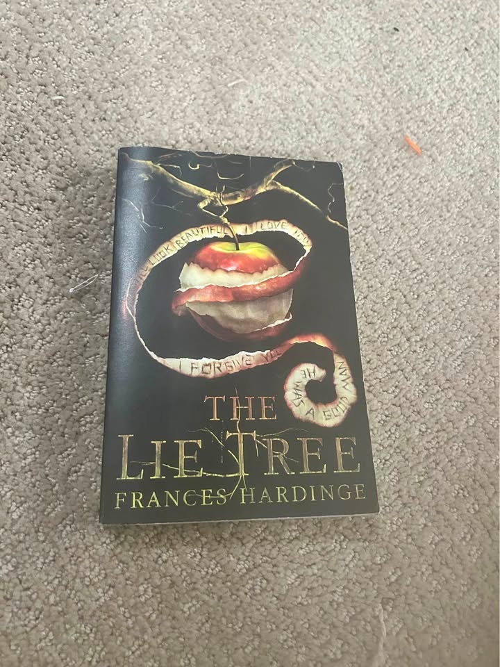 The Lie Tree by Frances Hardinge