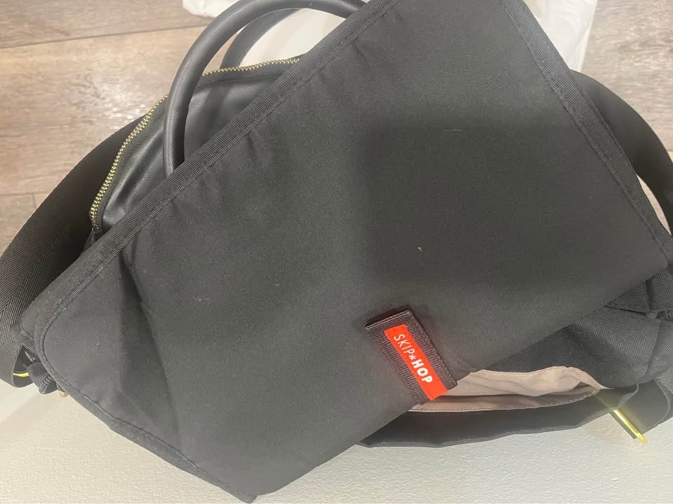 Skip Hop Chelsea 2in1 Diaper Tote Bag - Black - photo 5