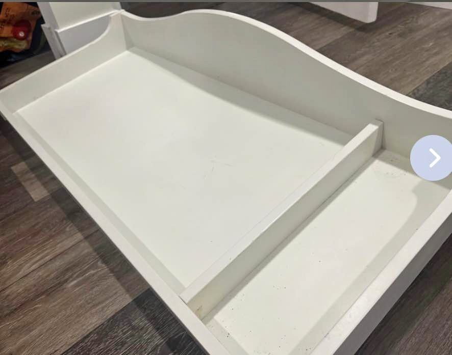White Stanley Furniture Baby Changing Table Top