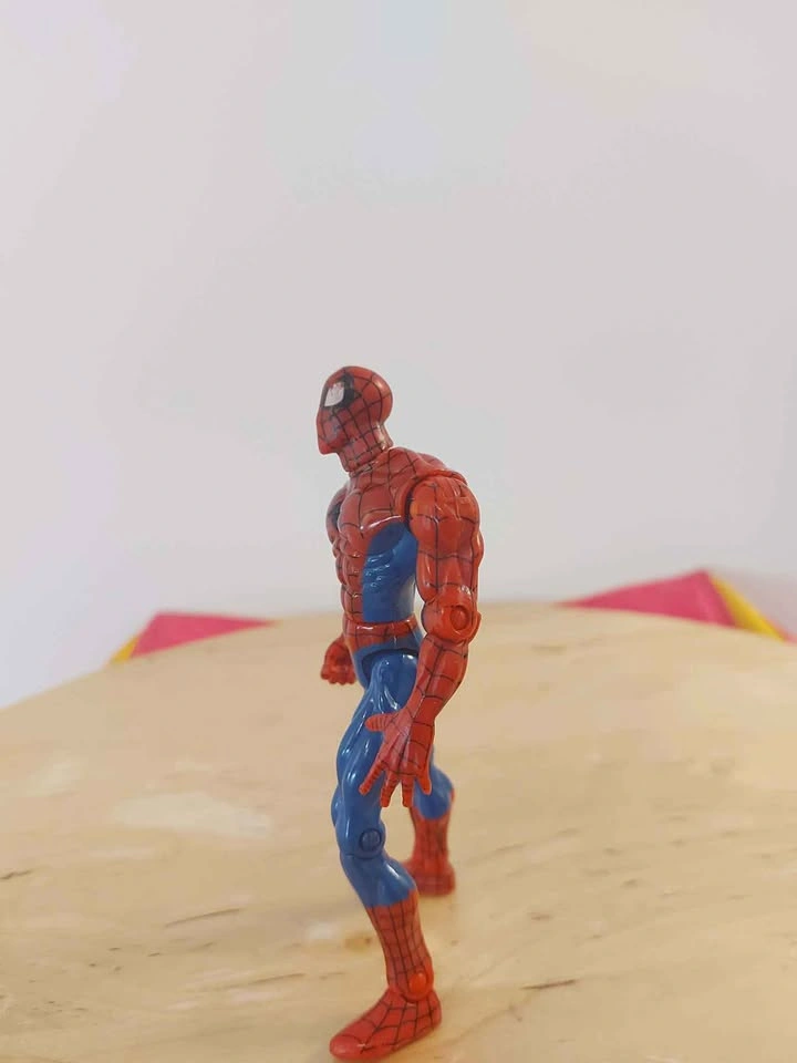 Vintage Disney Marvel ToyBiz Spider-Man 5" 1998 - photo 4