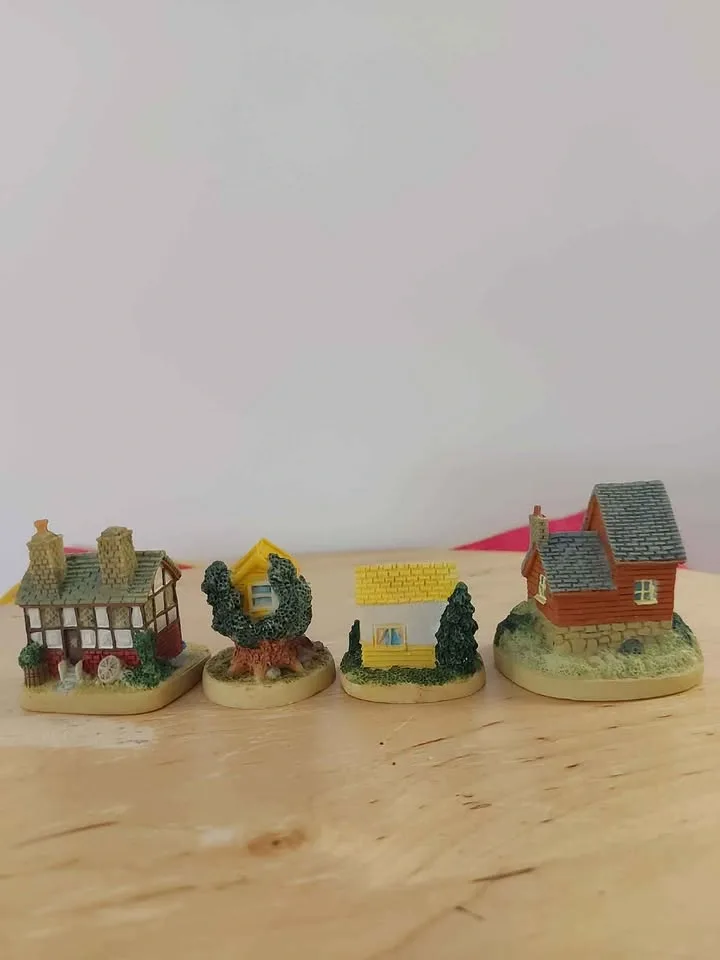 Vintage Tetley Tea Miniature Houses Collectables 1995 - photo 3