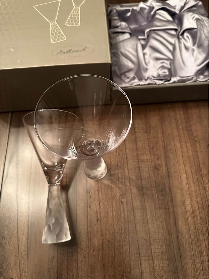 Artland Martini Glasses Set of 2 with Frosted Bases - photo 3