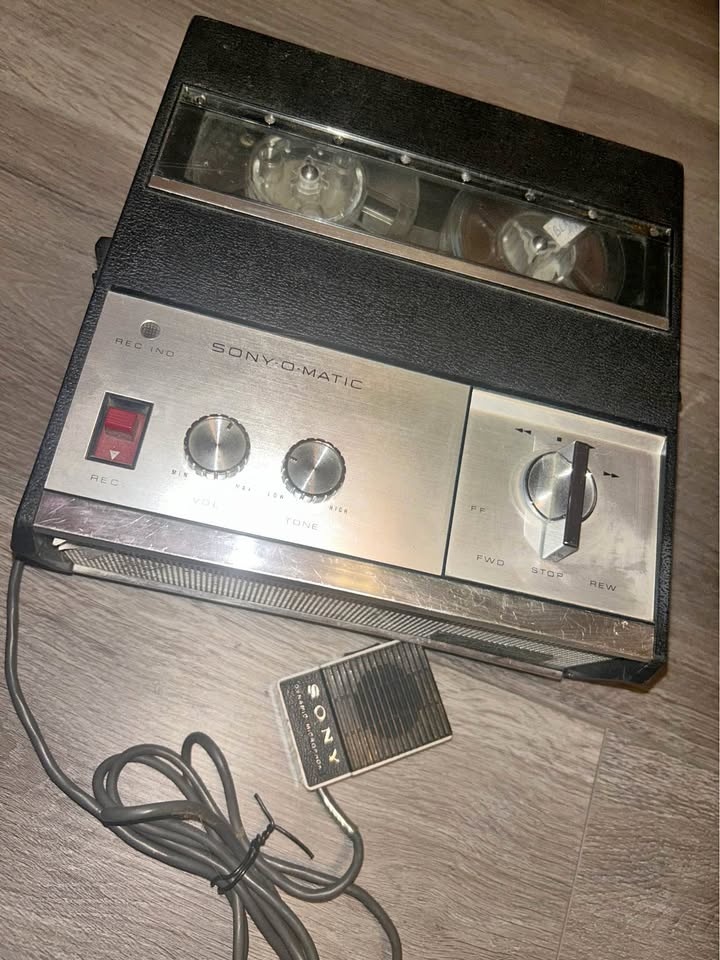 Vintage Sony O-Matic Tapecorder w/ Mic