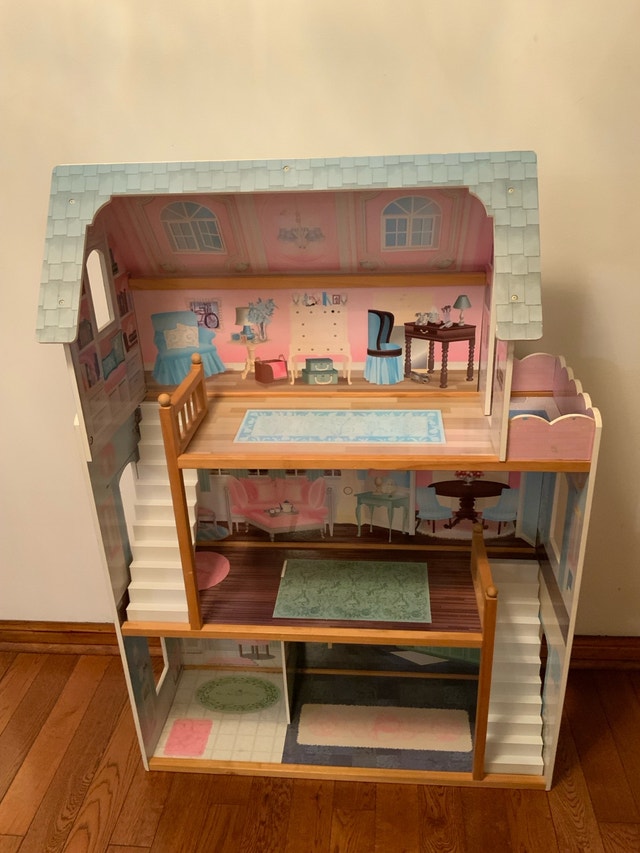 KidKraft Multi-Storey Wooden Dollhouse 46”x32”x13” - Good Condi