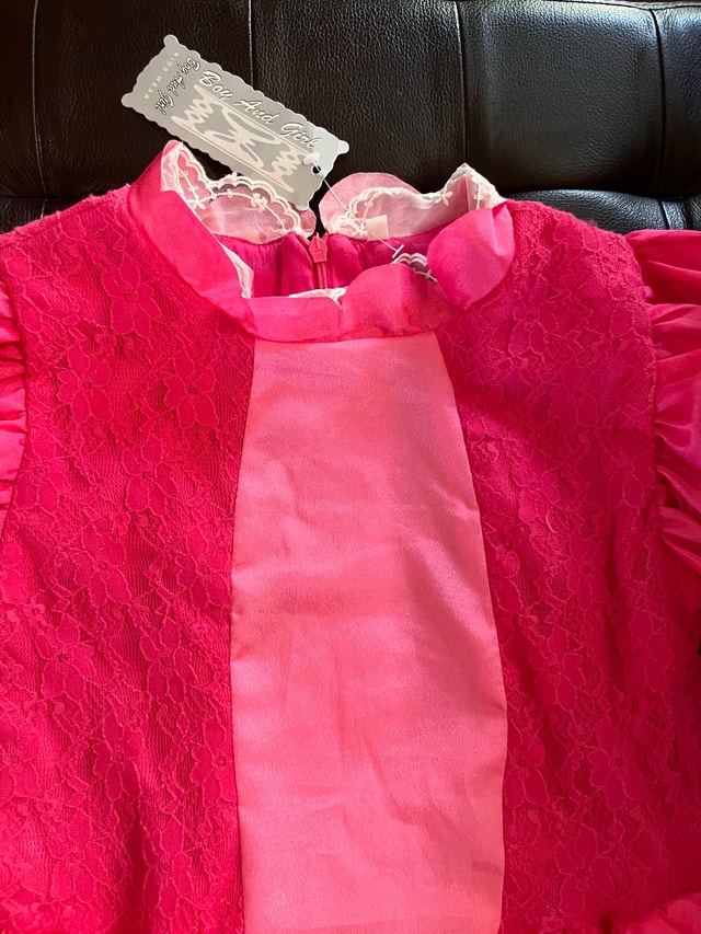 NEW Princess Peach Costume Size 150 (US size 12) - photo 3