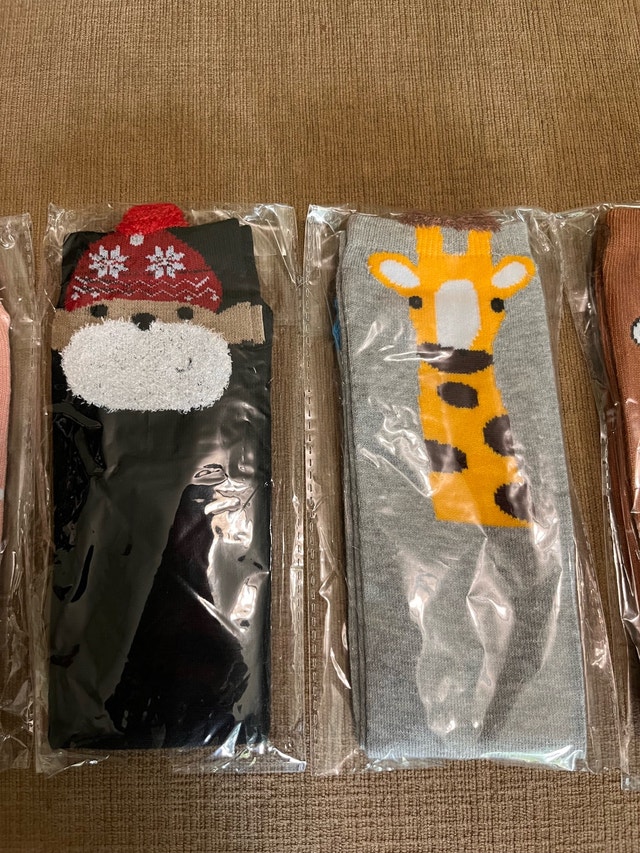 Brand NEW Socks $5 each pair or Set of 6 for $25 — Animal Motif - photo 4