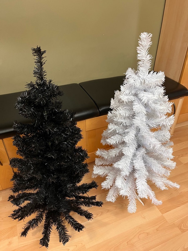 Brand NEW 3-Feet Tall Christmas Trees $30 each Hinged Branches