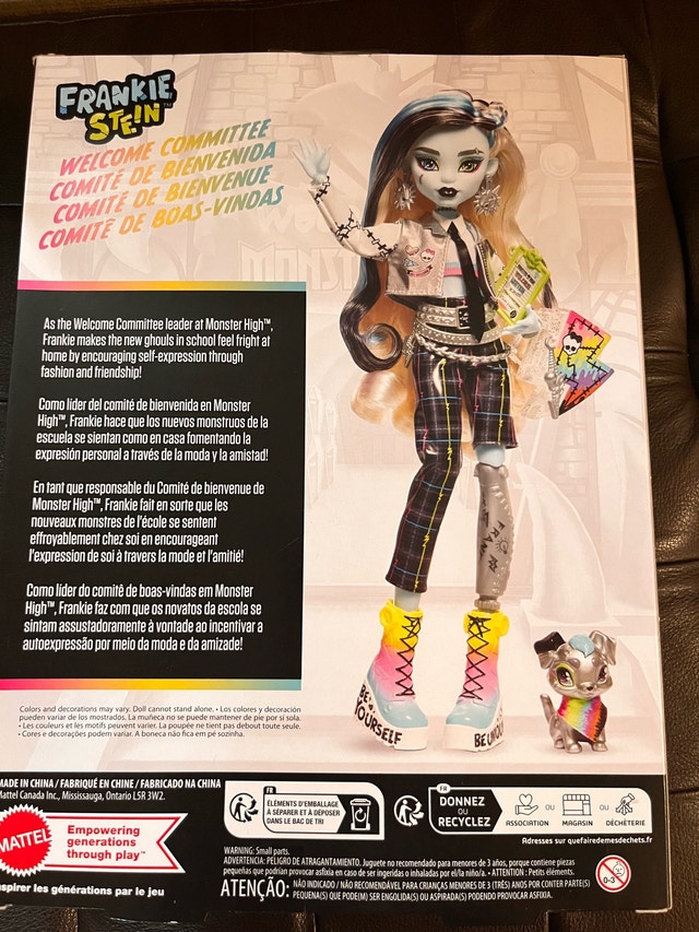 Brand NEW Monster High Frankie Stein Welcome Commitee Doll - photo 5