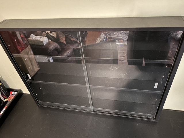 3-Tier Sturdy Display Case Cabinet with Sliding Glass Doors