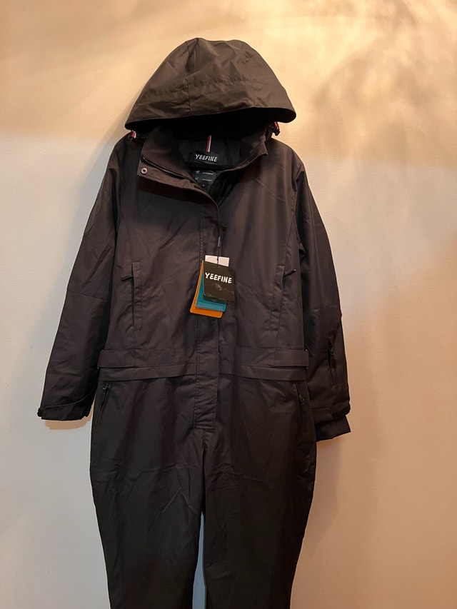 Brand NEW Hooded Snow Suit - Size XL Ski Jumpsuit - photo 2