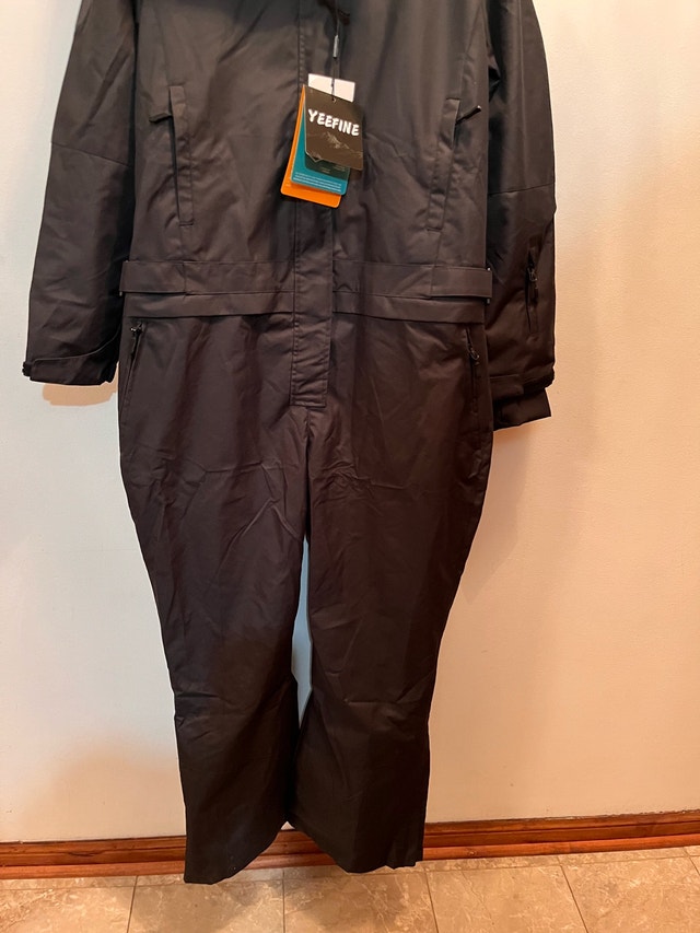 Brand NEW Hooded Snow Suit - Size XL Ski Jumpsuit - photo 3