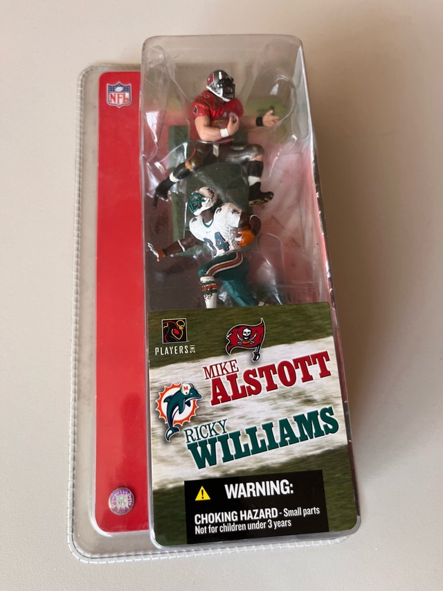 Tampa Bay Buccaneers / Miami Dolphins Football 3” Mini Series