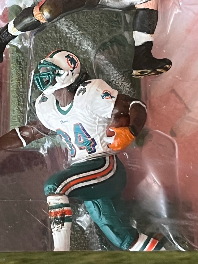 Tampa Bay Buccaneers / Miami Dolphins Football 3” Mini Series - photo 3