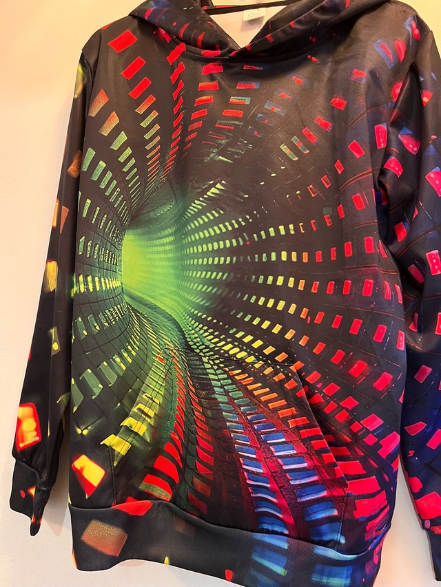 NEW Hoody — Optical Illusion Hoodie Youth Size Large - photo 3