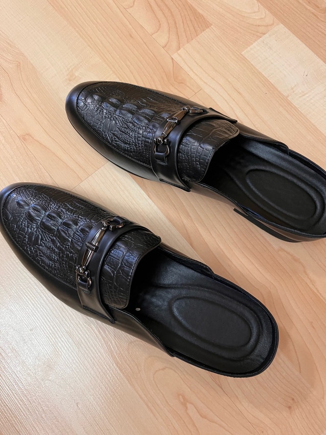 Mens Dressy Shoes Crocodile Print Mules US Size 10