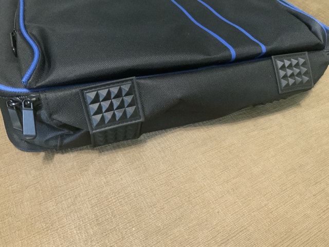 Brand NEW Laptop Bag Lightweight with Shoulder Strap - photo 2