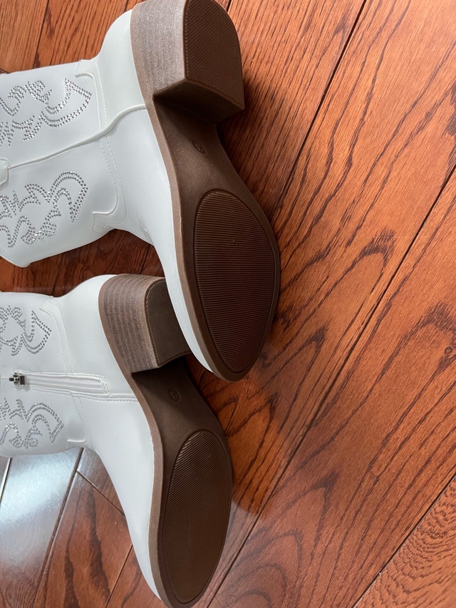Brand NEW — Girls Cowboy Western Boots Size 3 White - photo 2