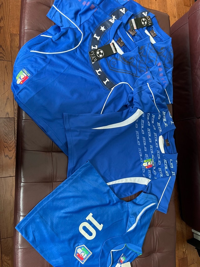 NEW $10 each Kids Italia Soccer Jersey Italy Football