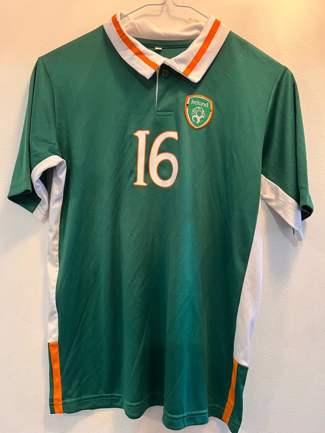 NEW Ireland Green Jersey - Umbro Football Euro Size 28