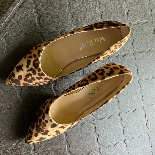 WenFuni Size 7 Leopard Print Pump Heels - photo 3