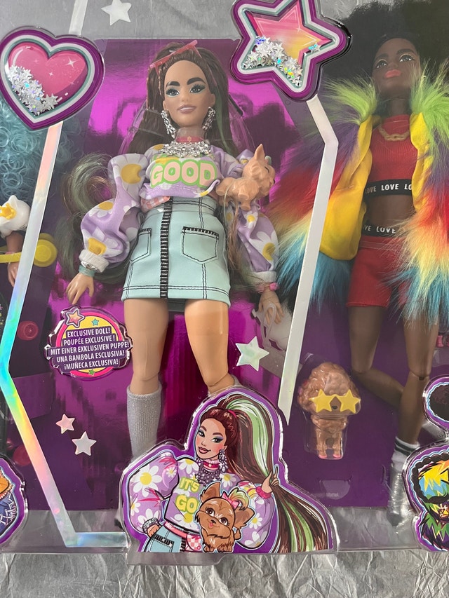 Brand NEW — Barbie Extra 5-Doll Set - photo 5