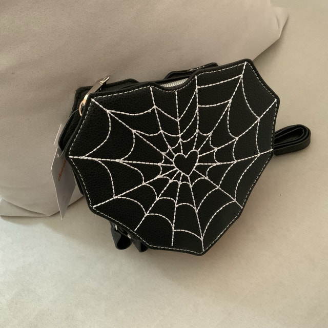 Spider Web Crossbody Bag Heart Shaped Claire’s NEW