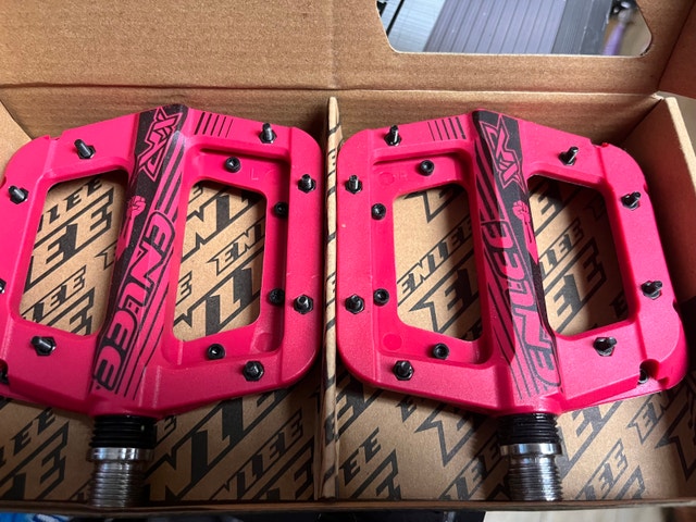 Brand NEW — ENLEE Aluminum Alloy Bike Pedals