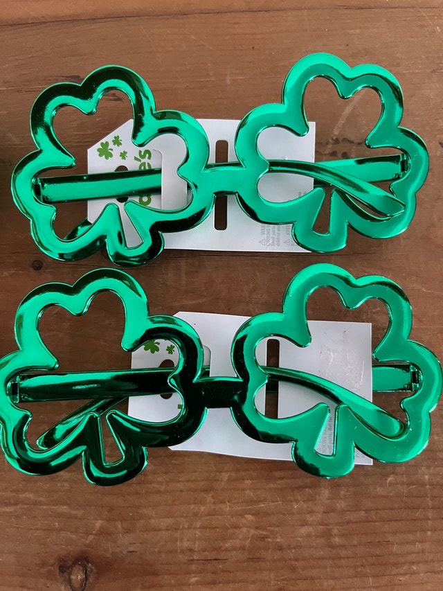 NEW 2 for $5 — St Patrick's Day Glasses - photo 2