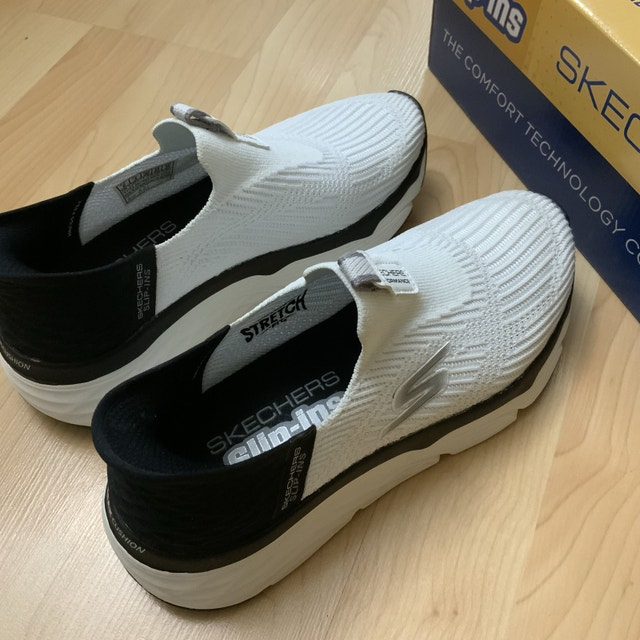 Brand NEW Sketchers Women Size 6 Slip-on Sneaker White - photo 3