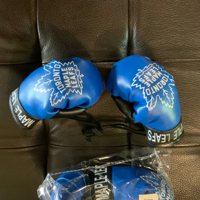 NEW Toronto Maple Leafs Hockey Mini Boxing Gloves - photo 2