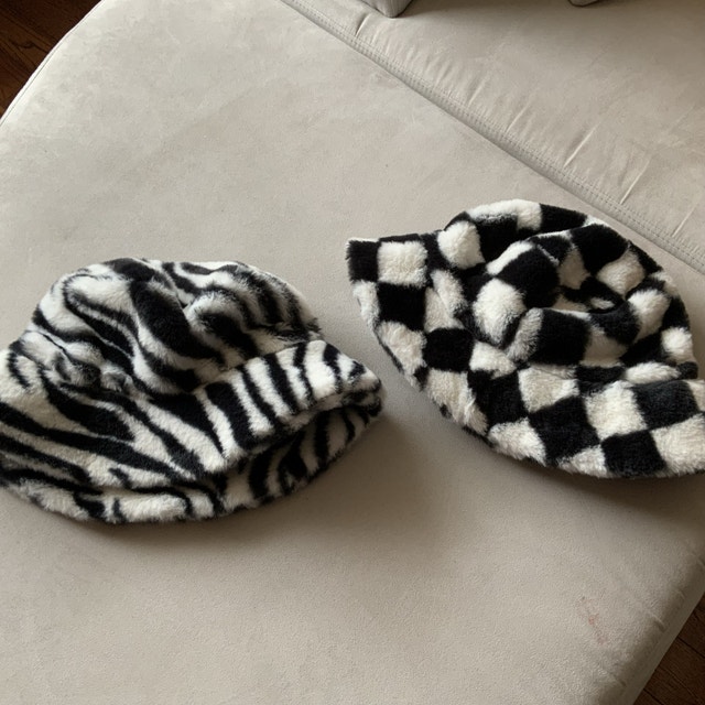 Brand NEW — Fur Bucket Hats $10 each — Zebra or Checkered - photo 2