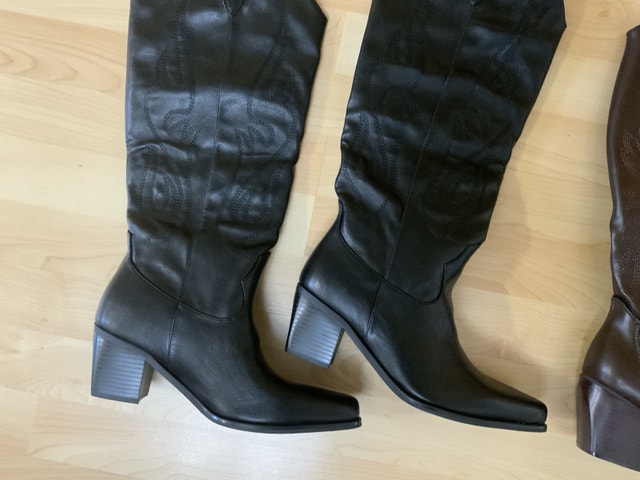 Brand NEW Women Boots Size 8.5 Wide Calf