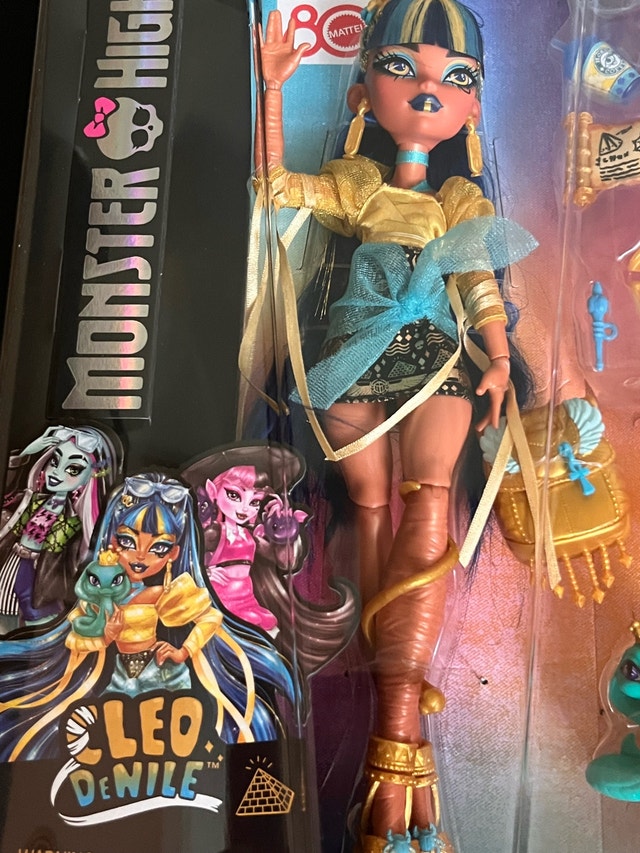 Brand NEW — Mattel Monster High Cleo De Nile Doll - photo 5