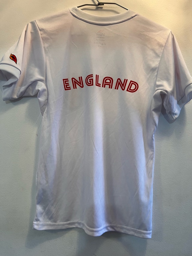 NEW England Team Jersey - Football Soccer Euro Size Small - photo 3