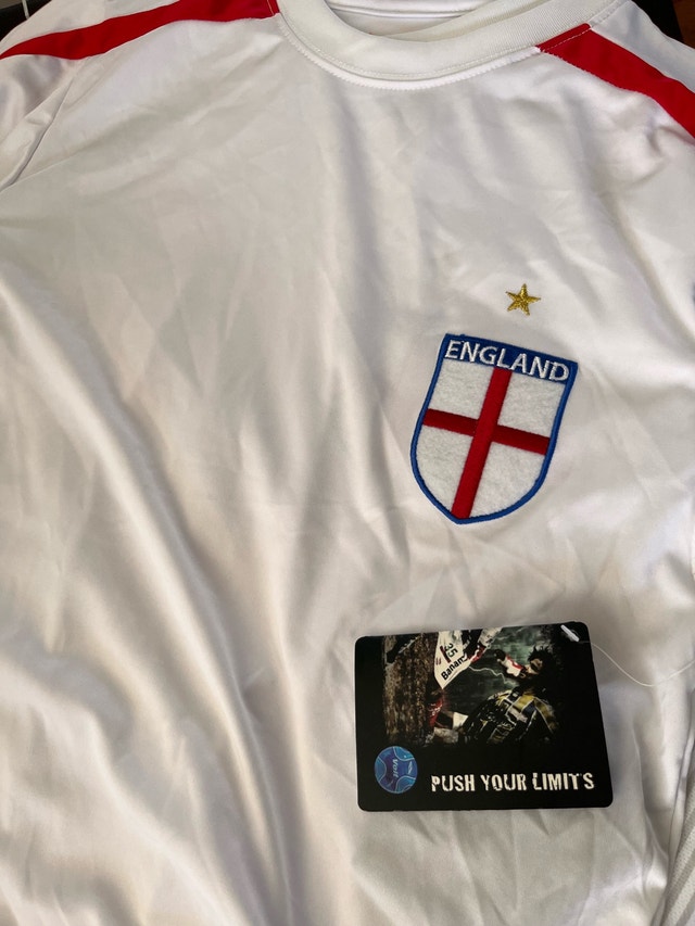 NEW England Team Jersey - Football Soccer Euro Size Small - photo 5