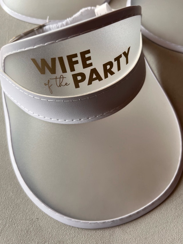 Brand NEW $5 each Sun Visors “Wife of the Party” - photo 3