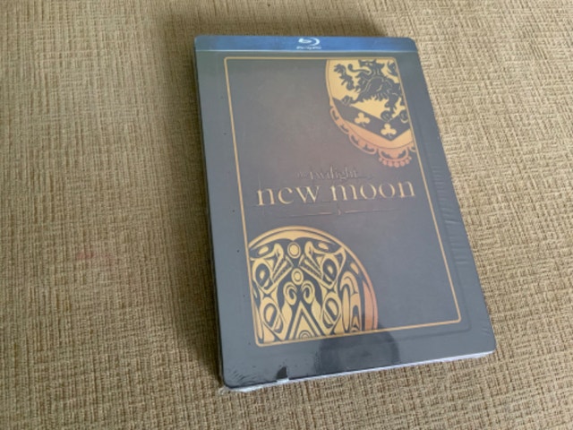NEW Twilight Blu Ray DVD — New Moon — Sealed Brand New - photo 5